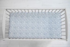 Prześcieradło do łóżeczka We care Grey 120 x 60 / Sleepee