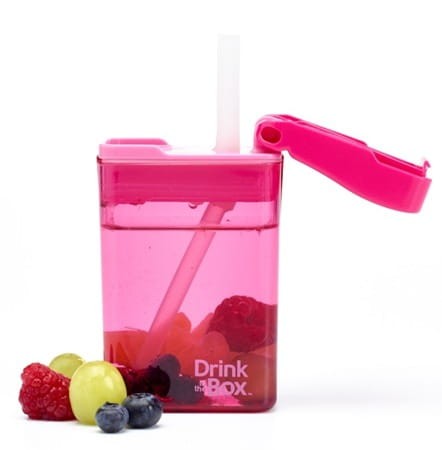 różowy bidon drink in the box na sok z owocami