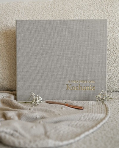 Pamiętnik Album dziecka “Z Tobą przez lata, Kochanie” Szary Len Memorable