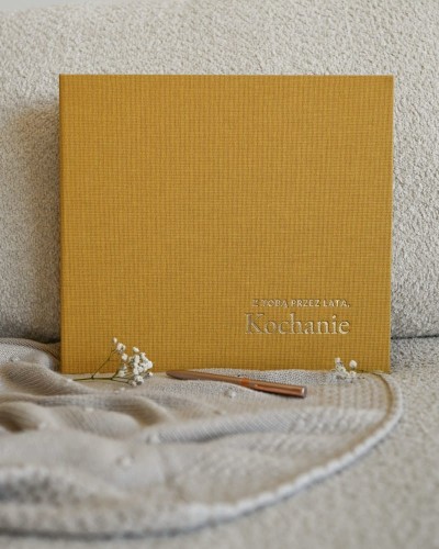 Album dziecka „Z Tobą przez lata, Kochanie” Miód Memorable