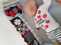 Książeczka kontrastowa sensoryczna do łóżeczka - Mom's Care
